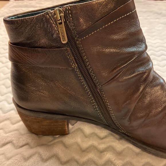 Pikolinos Zippered Slouch Stacked Heeled Ankle Bootie Buttery Soft Leather - Picture 10 of 16